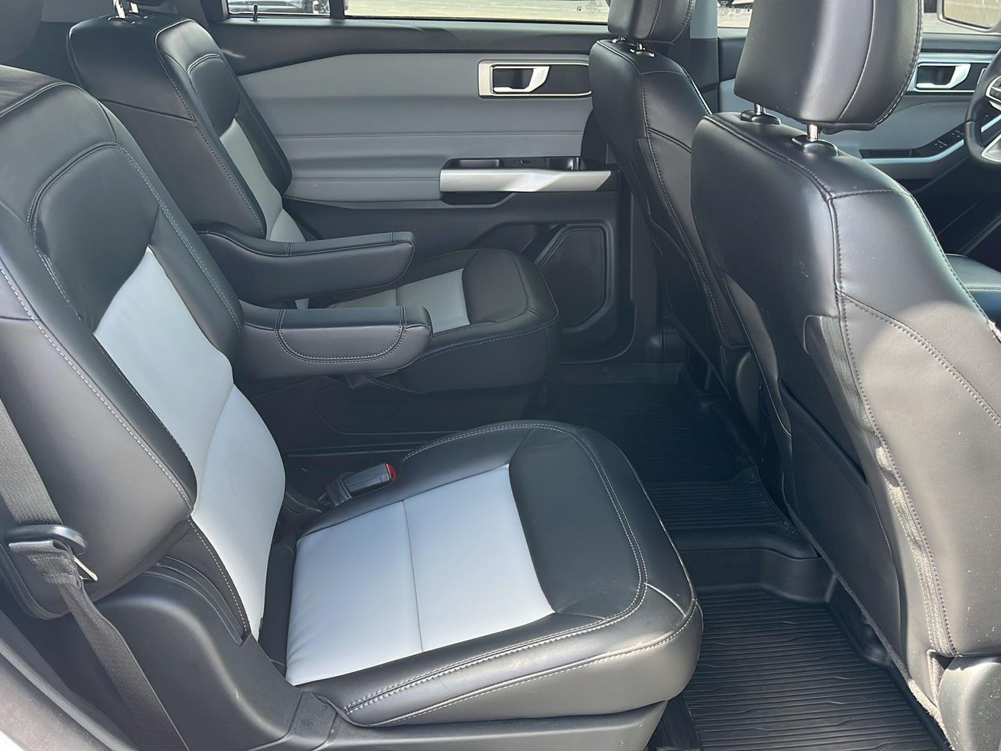 Used 2023 Ford Explorer - photo 18