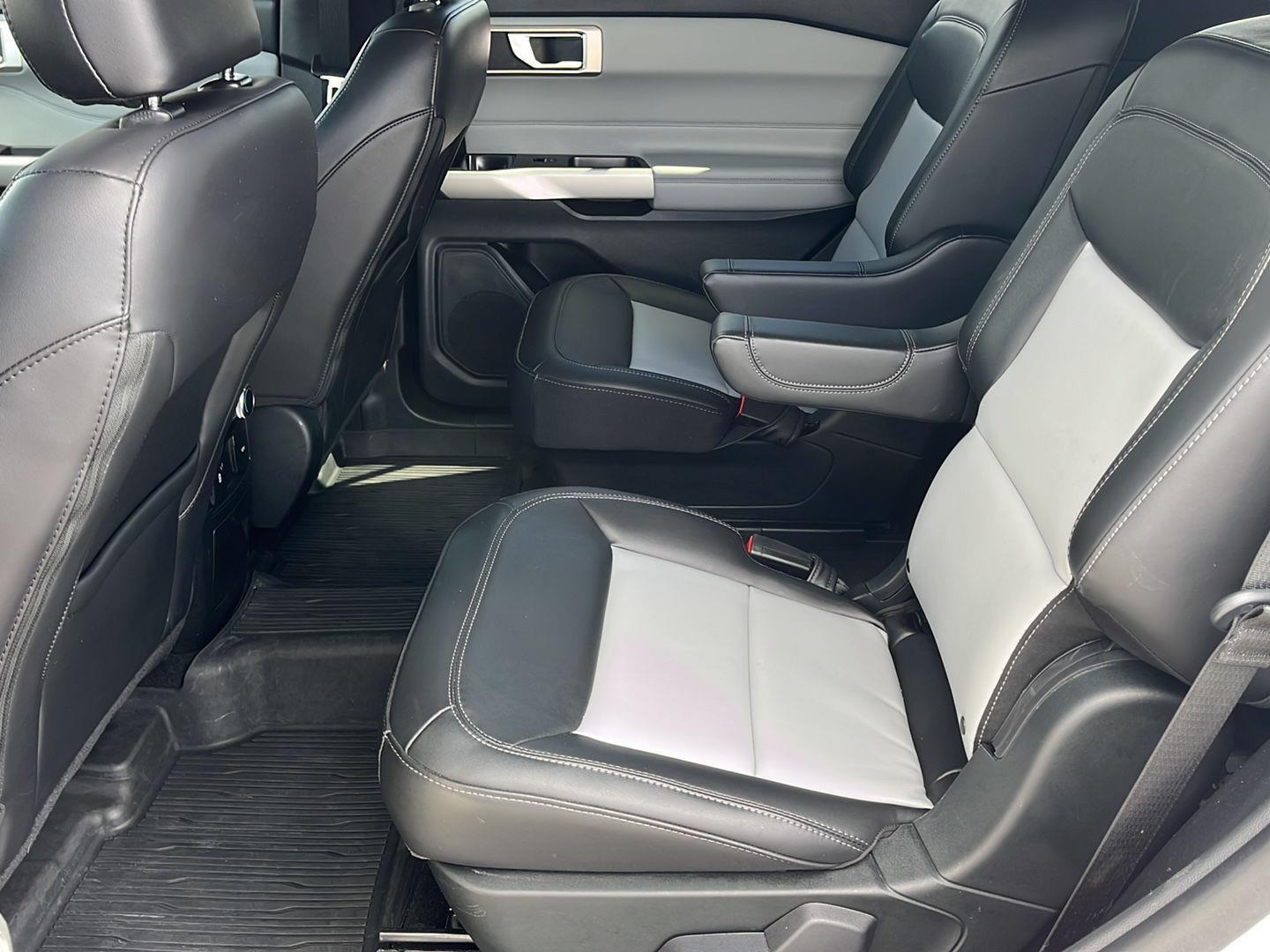 Used 2023 Ford Explorer - photo 19