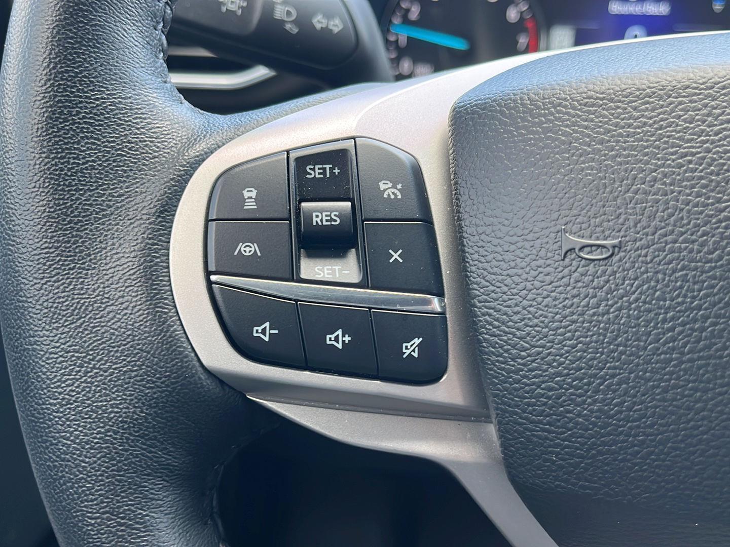 Used 2023 Ford Explorer - photo 28