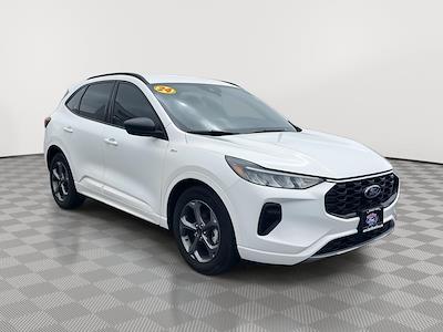 Used 2024 Ford Escape - photo 2