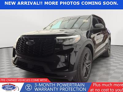 Used 2025 Ford Explorer - photo 1