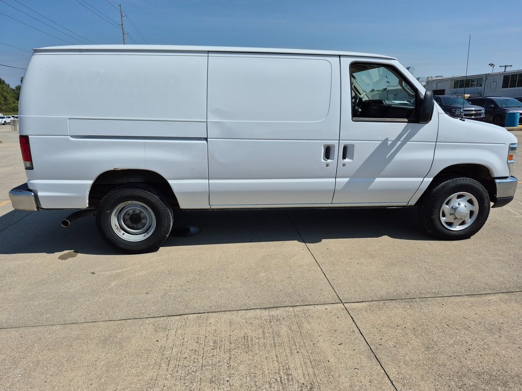 Used 2014 Ford E-350 - photo 8