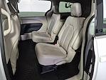 2018 Chrysler Pacifica FWD Minivan for sale #722426A - photo 18