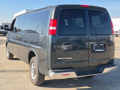 Used 2017 Chevrolet Express 3500 LT Passenger Van for sale #722673 - photo 2