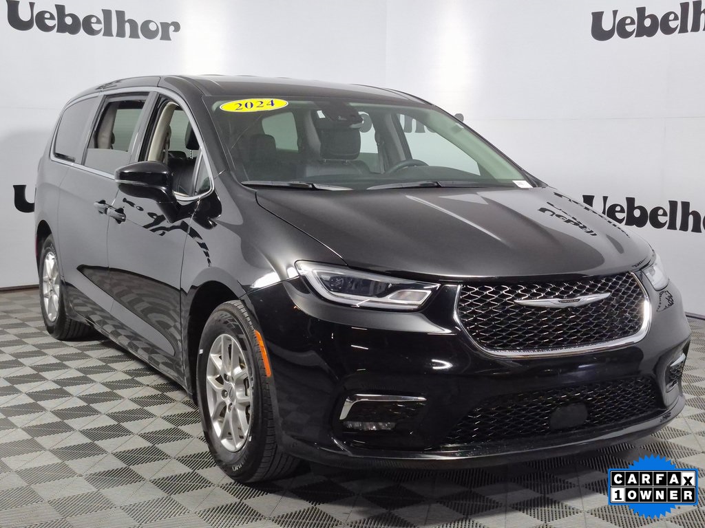 Used 2024 Chrysler Pacifica - photo 28