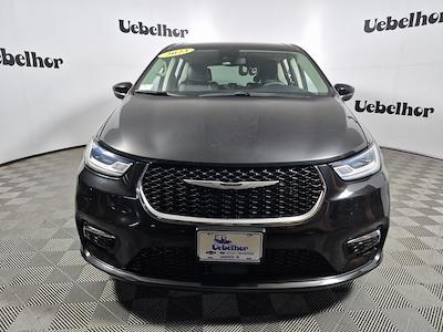 Used 2023 Chrysler Pacifica Touring L Minivan for sale #722685 - photo 1