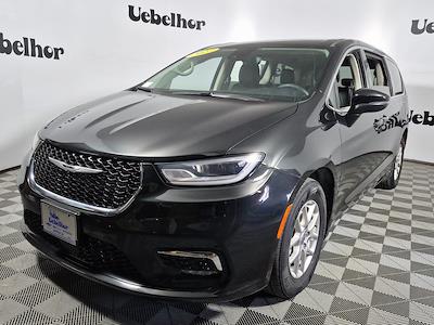 Used 2023 Chrysler Pacifica Touring L Minivan for sale #722685 - photo 2