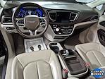 Used 2017 Chrysler Pacifica Touring L Minivan for sale #722697 - photo 6