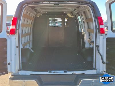 Used 2024 GMC Savana 2500 Empty Cargo Van for sale #722757 - photo 2
