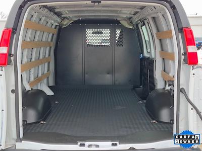 Used 2024 GMC Savana 2500 Empty Cargo Van for sale #722811 - photo 2