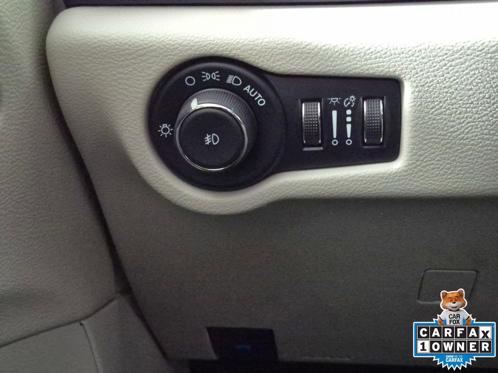 Used 2024 Chrysler Pacifica - photo 18