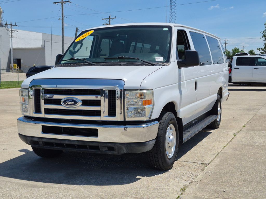 Used 2011 Ford E-350 XLT Passenger Van - photo 2