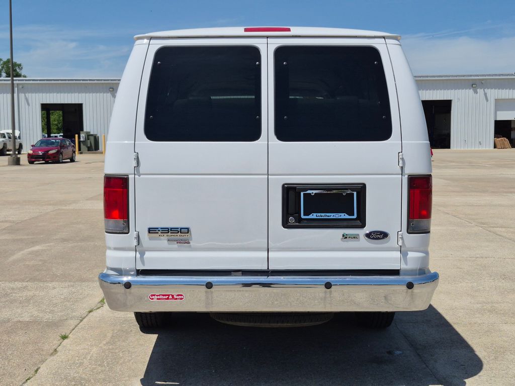 Used 2011 Ford E-350 XLT Passenger Van - photo 5