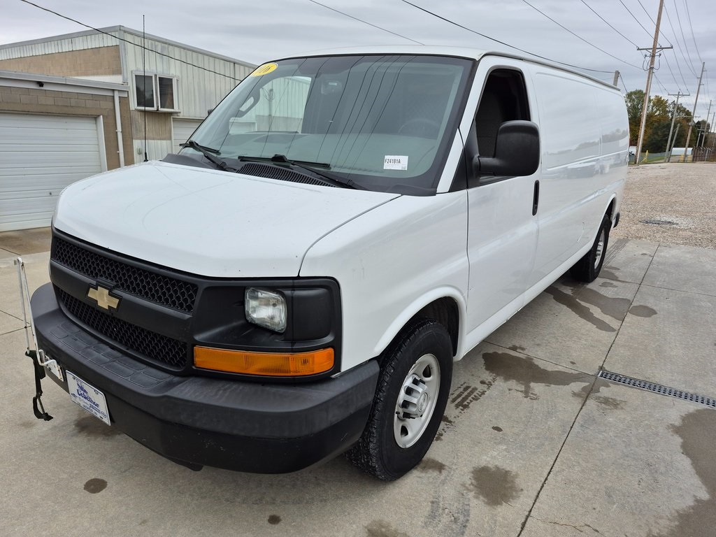 Used 2016 Chevrolet Express 2500 - photo 6