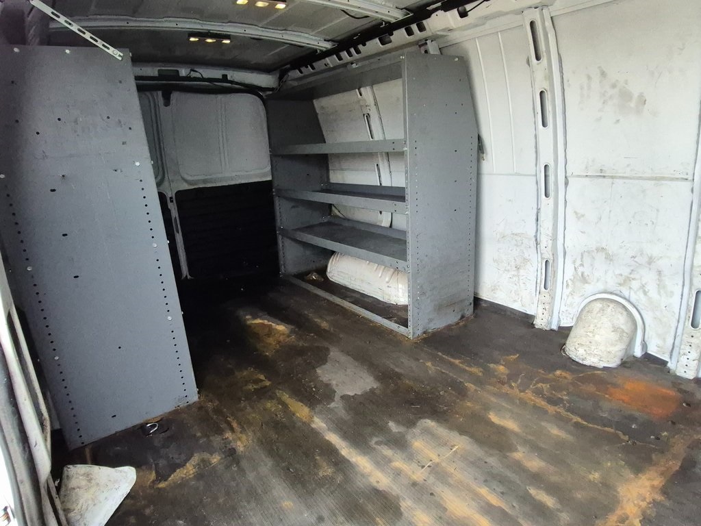 Used 2016 Chevrolet Express 2500 - photo 11