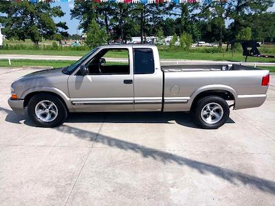 Used 2001 Chevrolet S-10 LS Extended Cab for sale #16887 - photo 2
