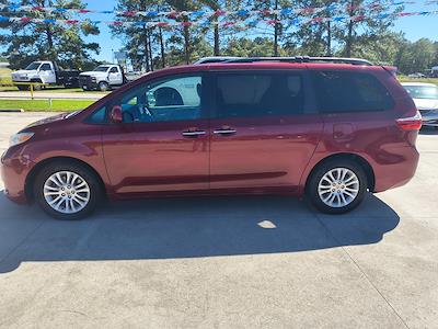 Used 2015 Toyota Sienna XLE Minivan for sale #17110 - photo 2