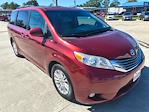 Used 2015 Toyota Sienna XLE Minivan for sale #17110 - photo 7