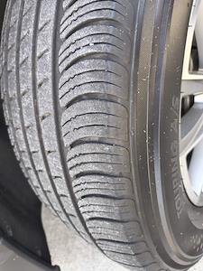 Used 2023 Chevrolet Traverse - photo 1