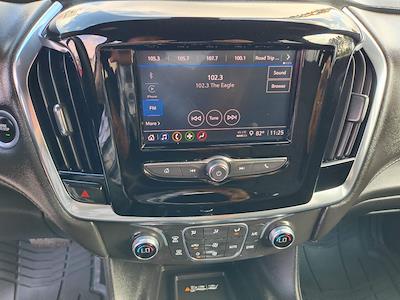 Used 2023 Chevrolet Traverse - photo 1