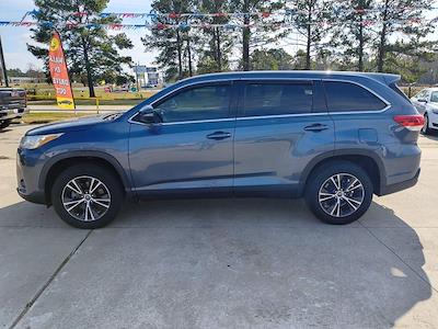 Used 2019 Toyota Highlander LE Plus for sale #17197 - photo 2