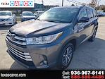 Used 2018 Toyota Highlander SE for sale #17198 - photo 1