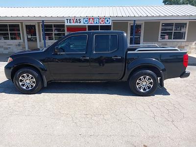 Used 2017 Nissan Frontier SL Crew Cab for sale #17202 - photo 2