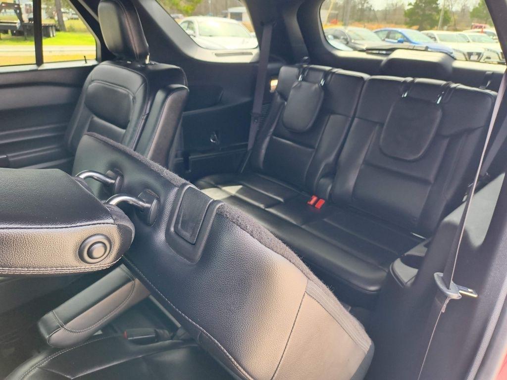 Used 2020 Ford Explorer - photo 25