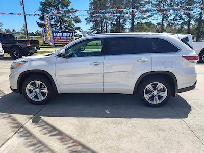 Used 2014 Toyota Highlander - photo 1