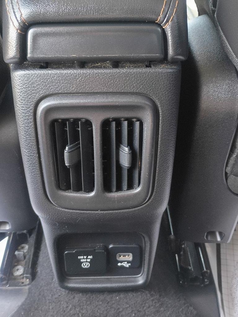 Used 2018 Jeep Compass - photo 15