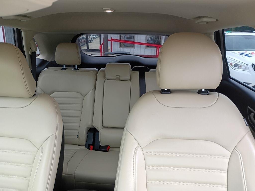 Used 2017 Ford Edge - photo 12