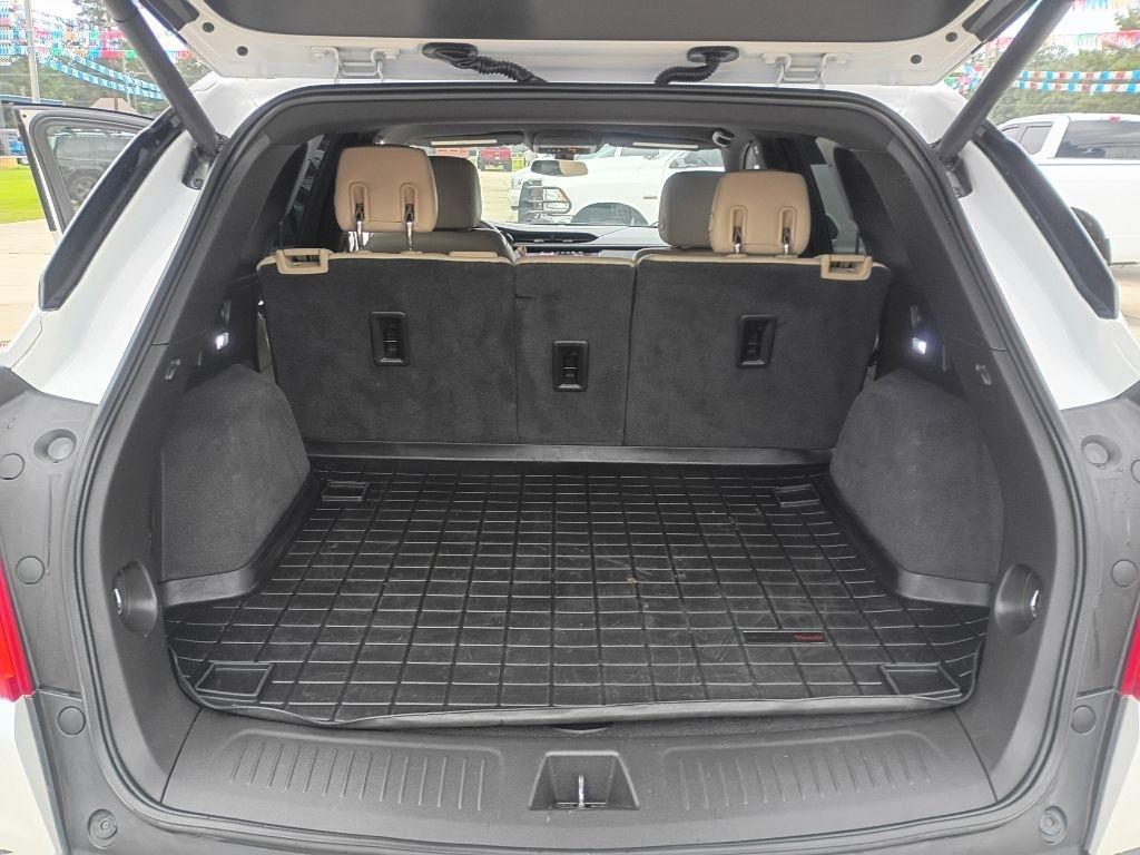 Used 2017 Cadillac XT5 - photo 16