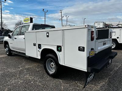 Used 2022 Chevrolet Silverado 3500 Crew Cab Service Truck for sale #30058 - photo 2