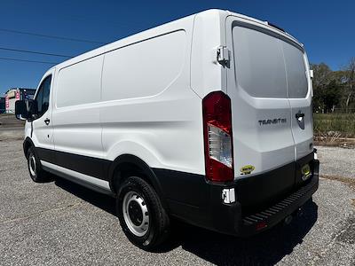Used 2022 Ford Transit 250 - photo 1