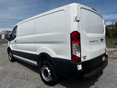 Used 2022 Ford Transit 250 - photo 1