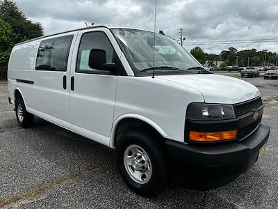 Used 2023 Chevrolet Express 2500 - photo 2