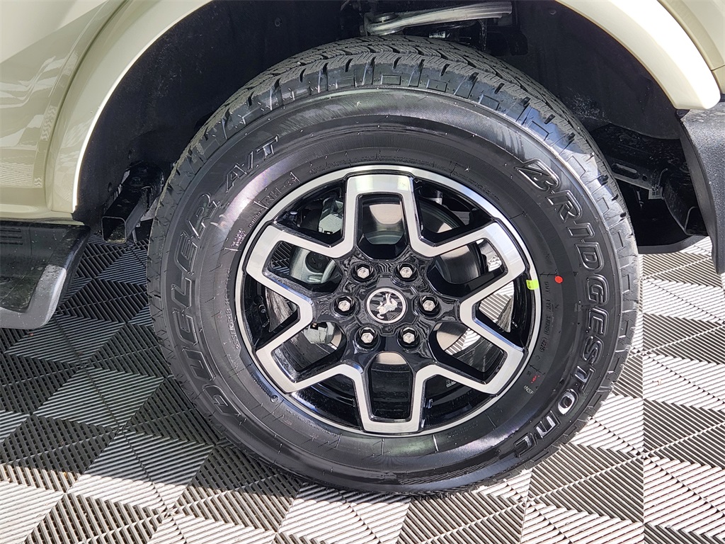 New 2025 Ford Bronco - photo 11