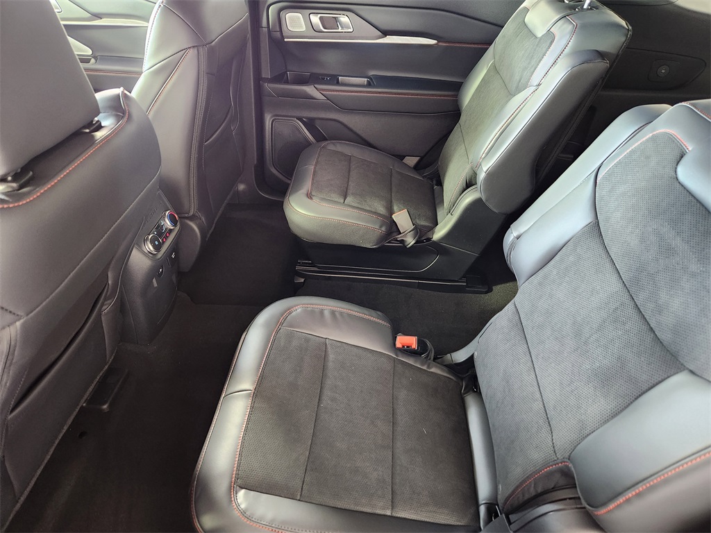 New 2026 Ford Explorer - photo 13