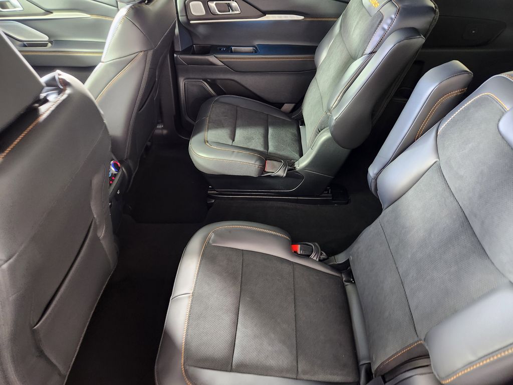 New 2026 Ford Explorer - photo 16