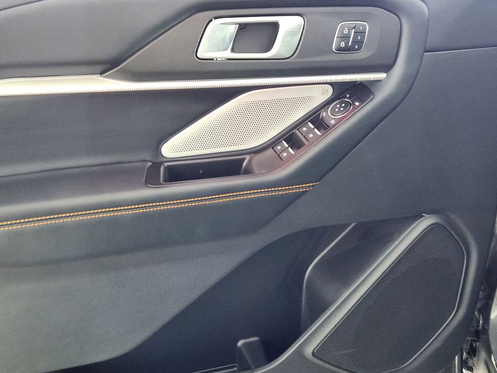 New 2026 Ford Explorer - photo 19