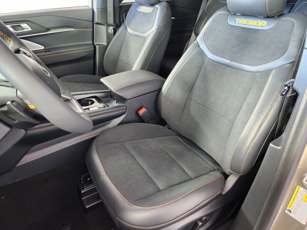 New 2026 Ford Explorer - photo 15