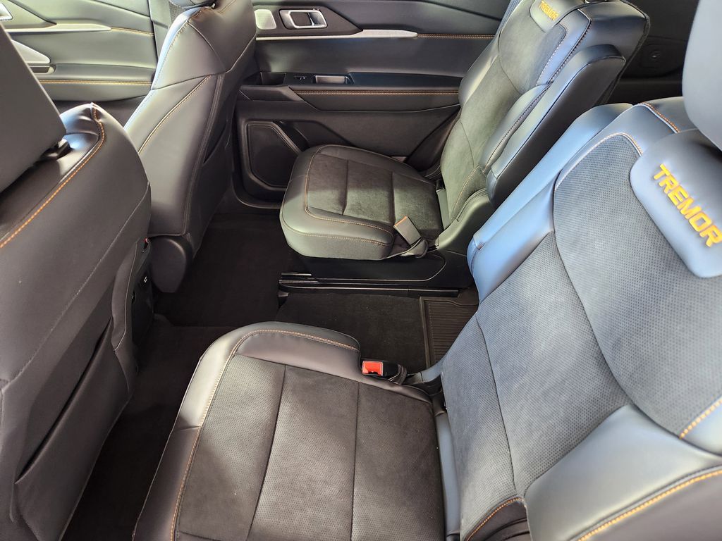 New 2026 Ford Explorer - photo 16