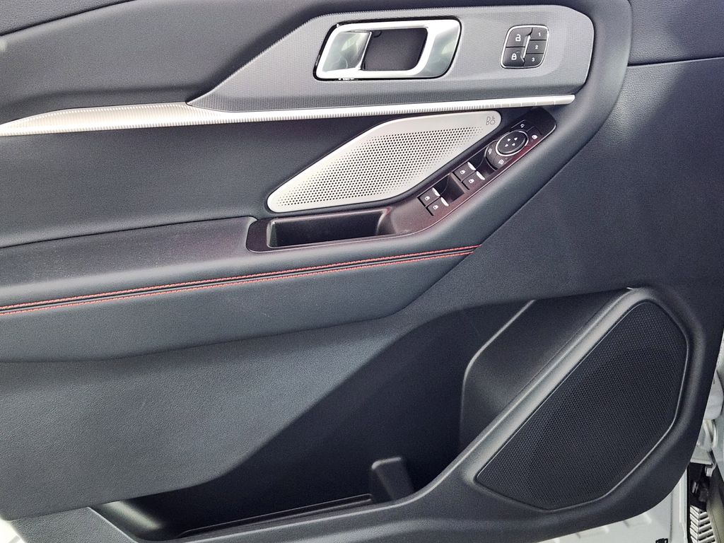 New 2026 Ford Explorer - photo 19