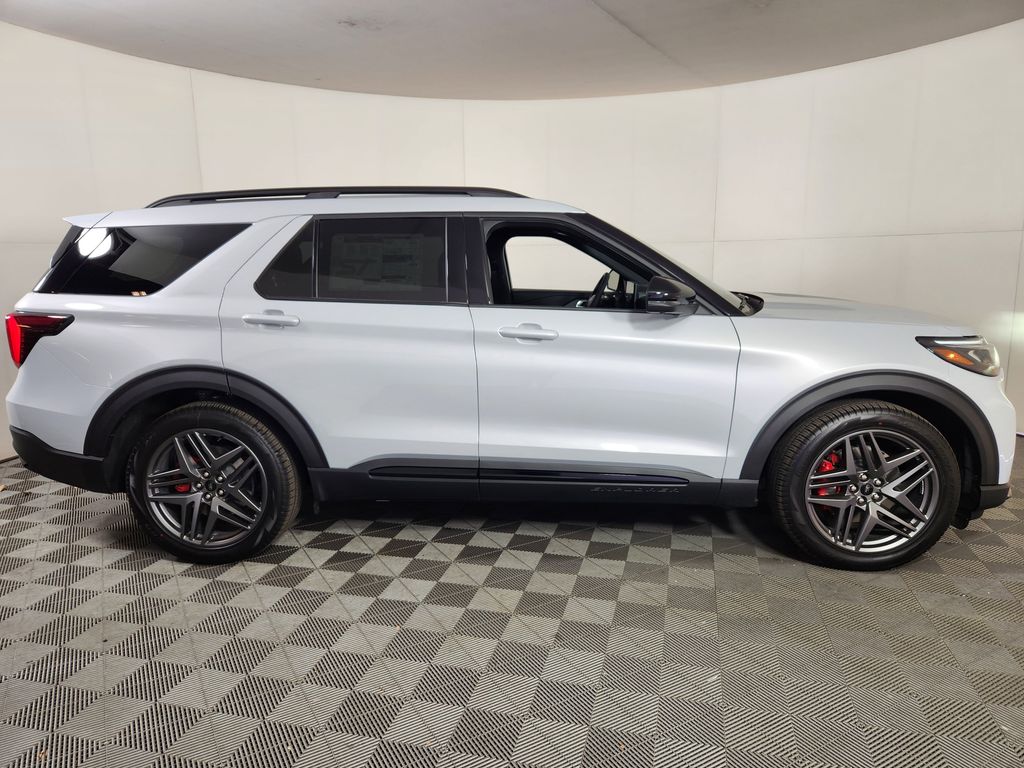 New 2026 Ford Explorer - photo 10