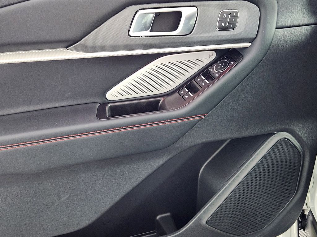 New 2026 Ford Explorer - photo 19
