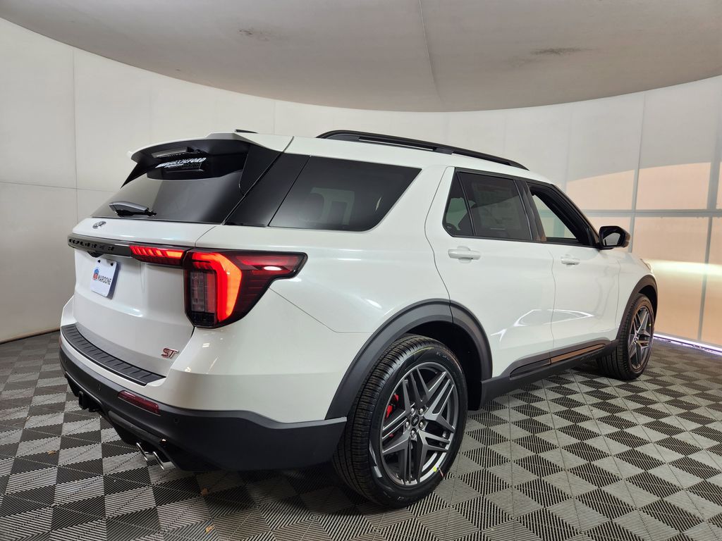 New 2026 Ford Explorer - photo 2