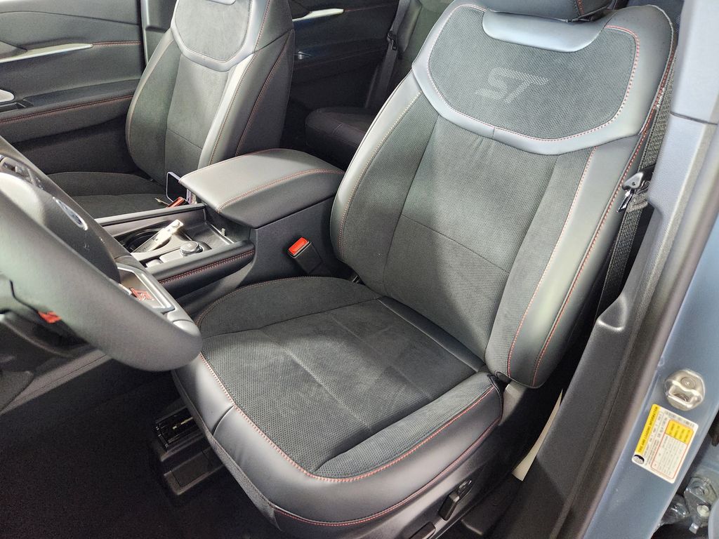 New 2026 Ford Explorer - photo 14