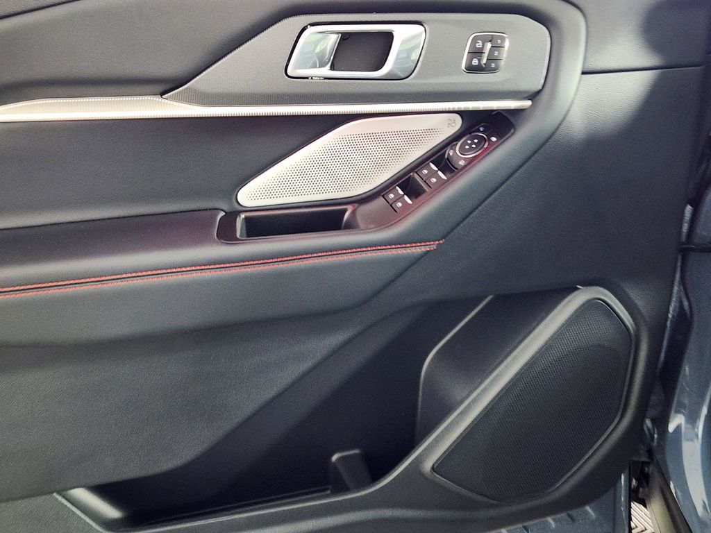 New 2026 Ford Explorer - photo 19