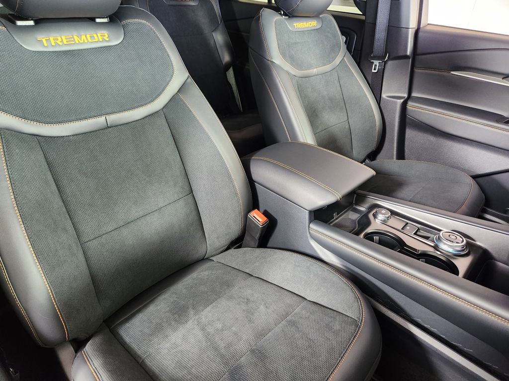 New 2026 Ford Explorer - photo 12