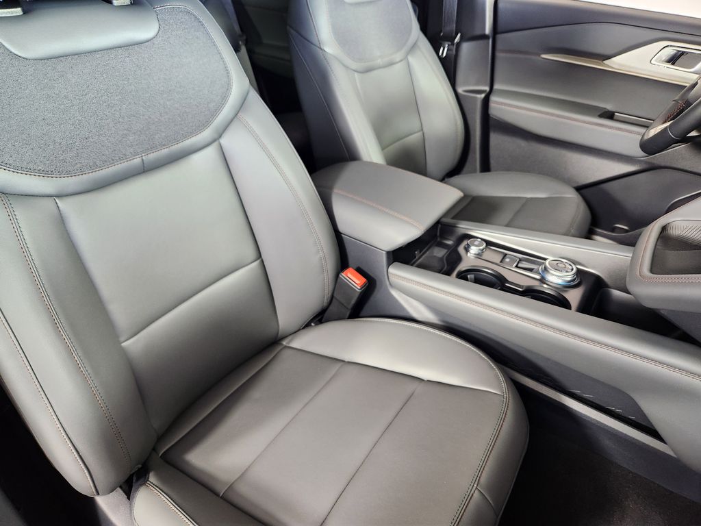 New 2026 Ford Explorer - photo 12